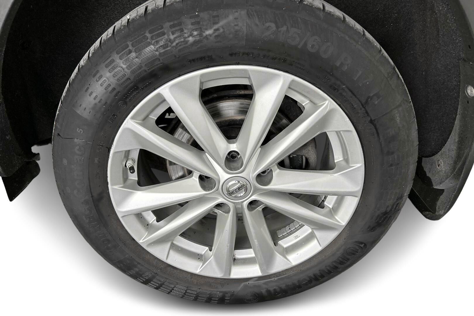Nissan Qashqai iso kuva 11