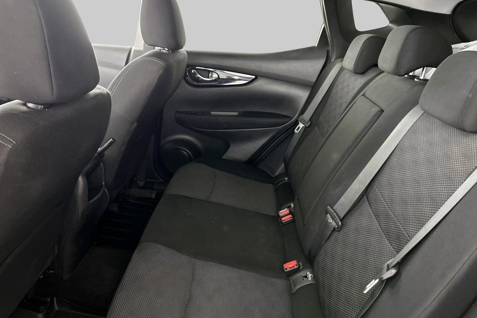 Nissan Qashqai iso kuva 7