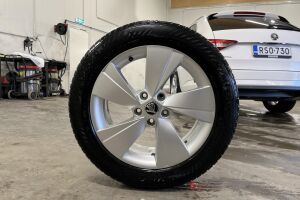 Skoda Superb esikatselu 14