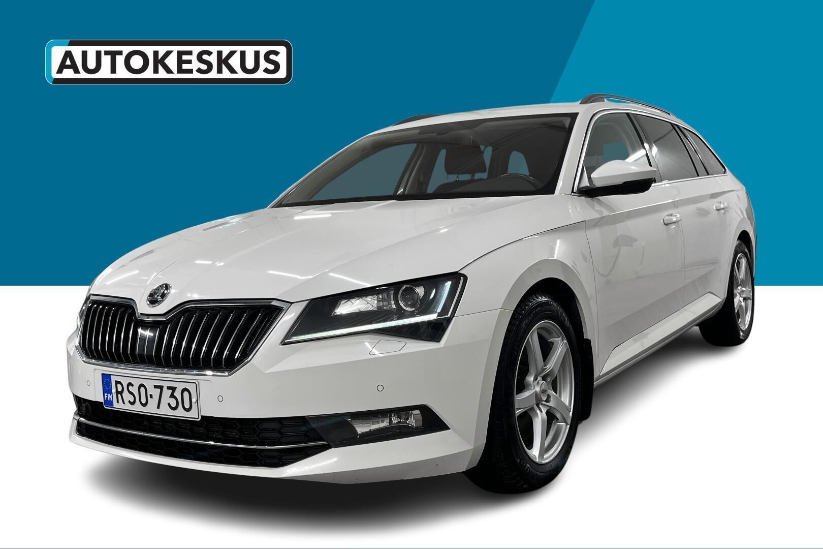 Skoda Superb iso kuva 0