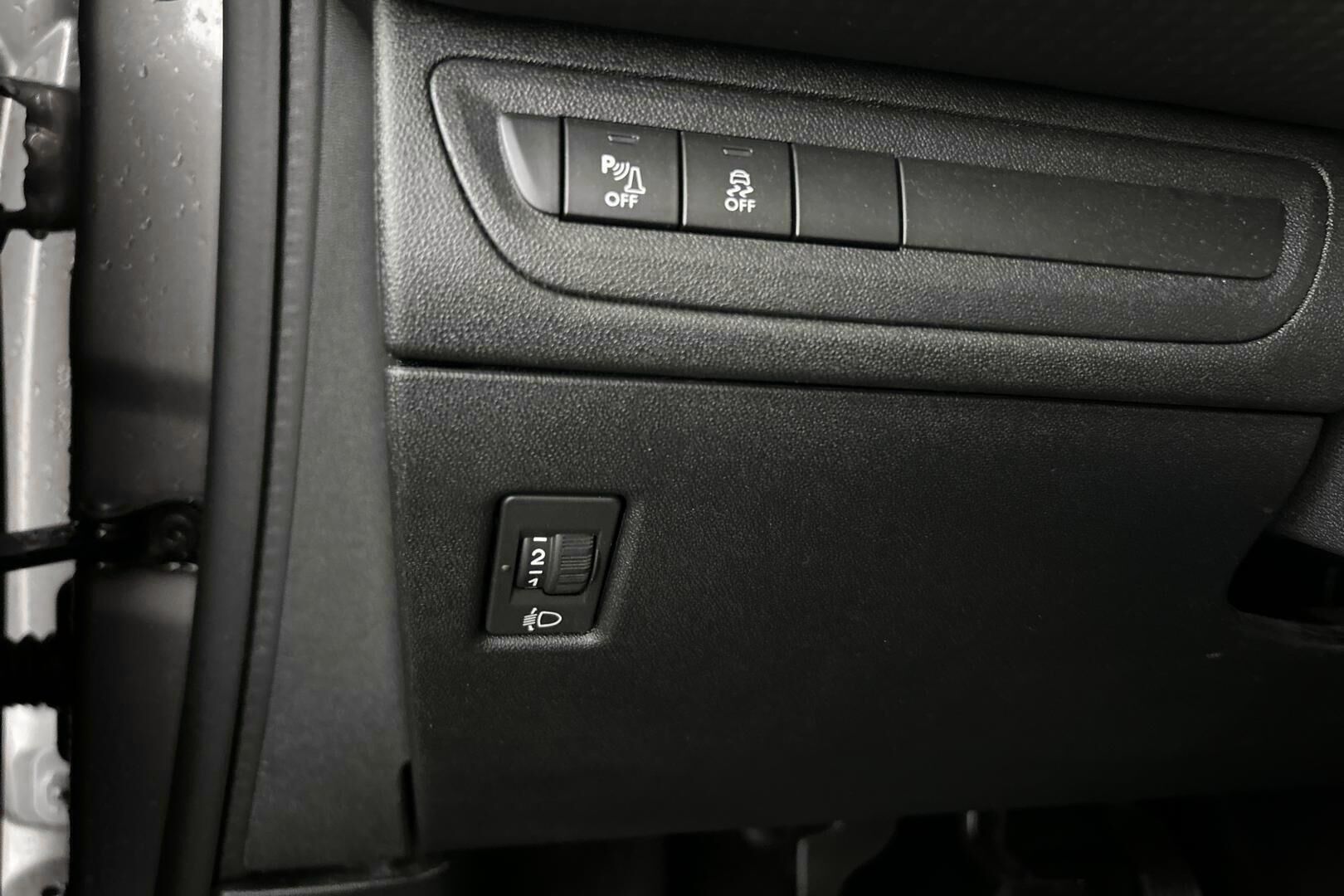 Peugeot 2008 iso kuva 22
