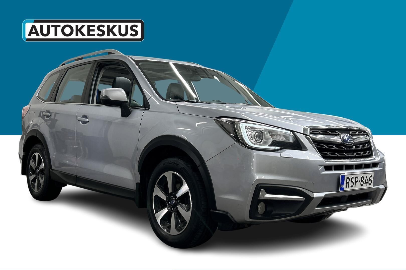 Subaru Forester iso kuva 2