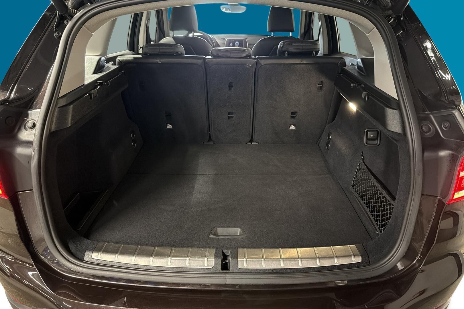 BMW X1 iso kuva 8