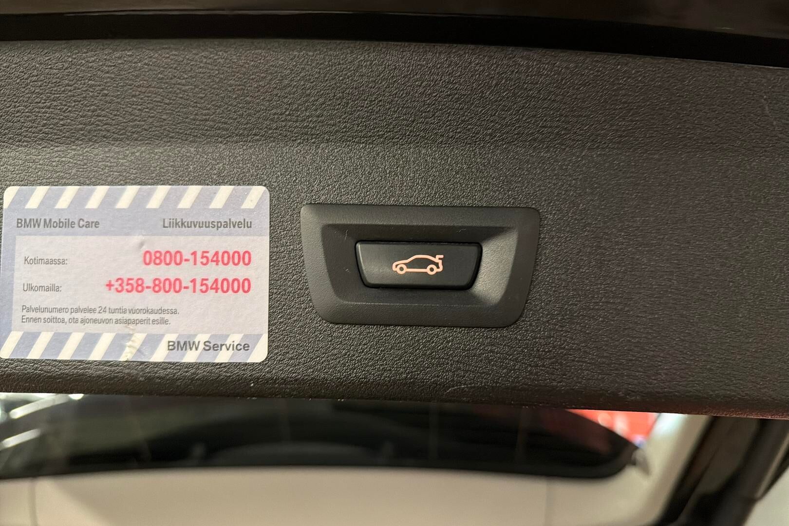 BMW X1 iso kuva 10