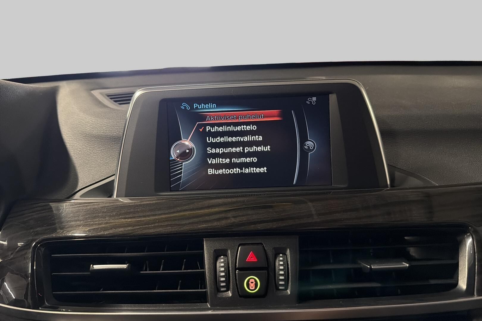 BMW X1 iso kuva 23