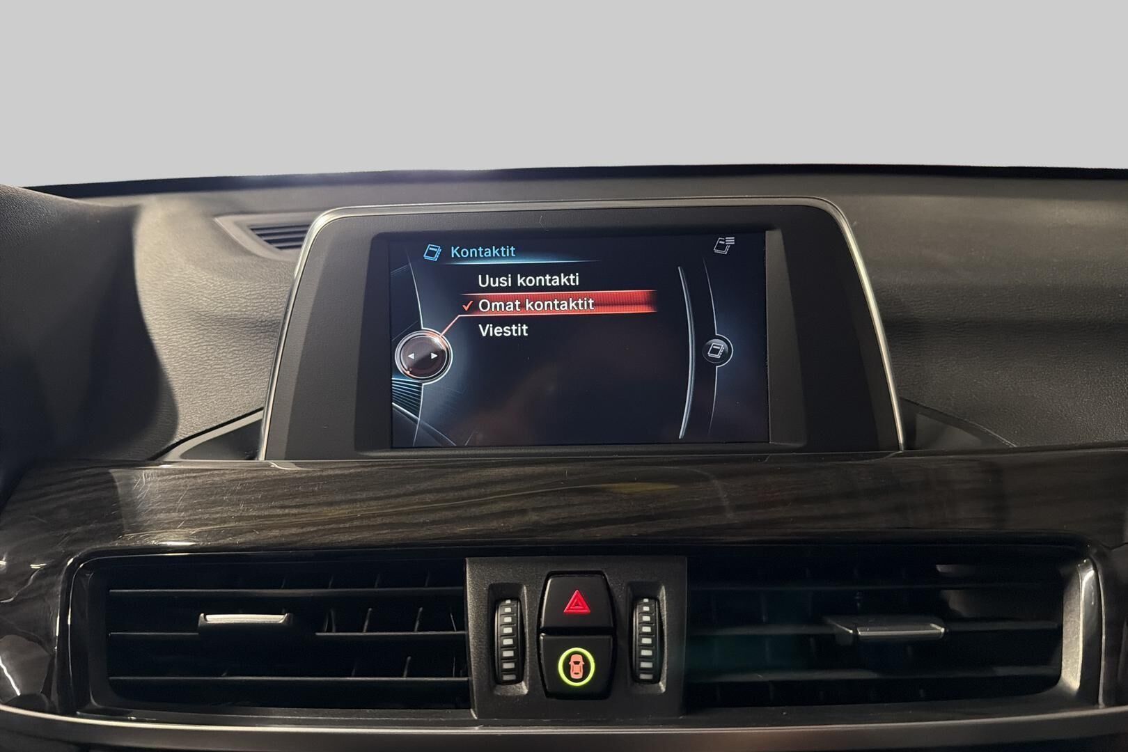 BMW X1 iso kuva 25