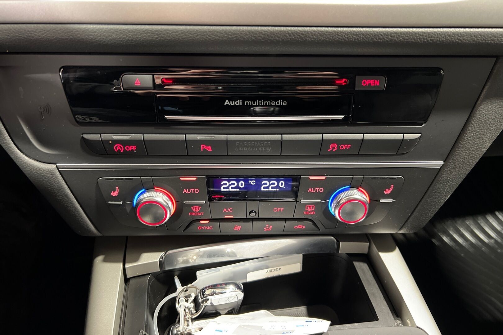 Audi A6 iso kuva 15