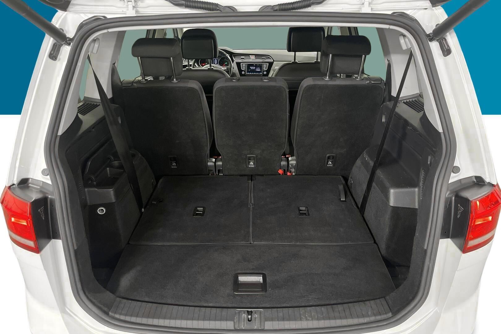 Volkswagen Touran iso kuva 12