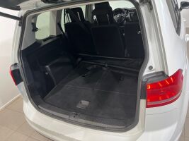 Volkswagen Touran esikatselu 12