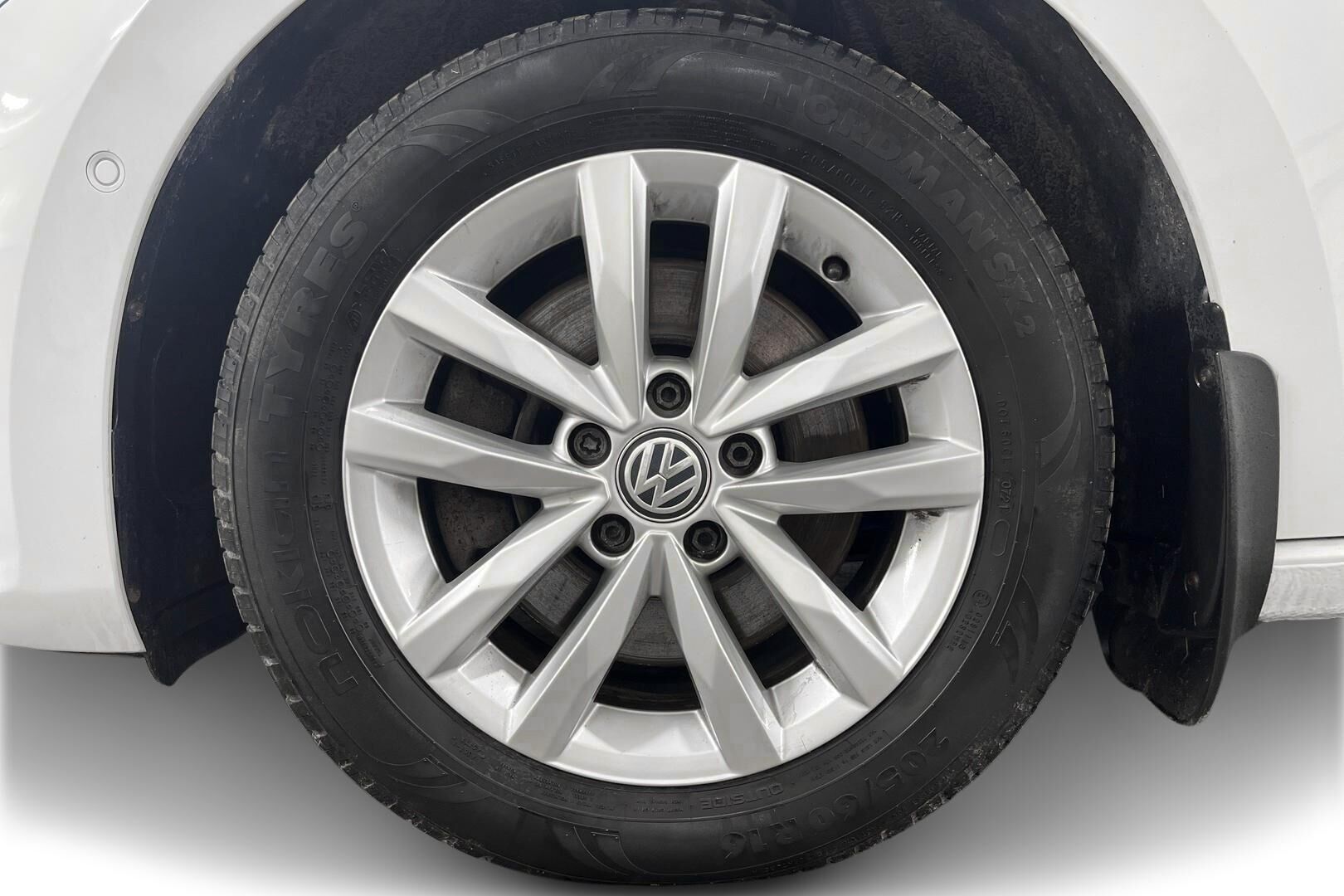 Volkswagen Touran iso kuva 13