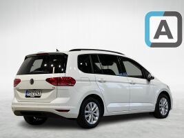 Volkswagen Touran esikatselu 4