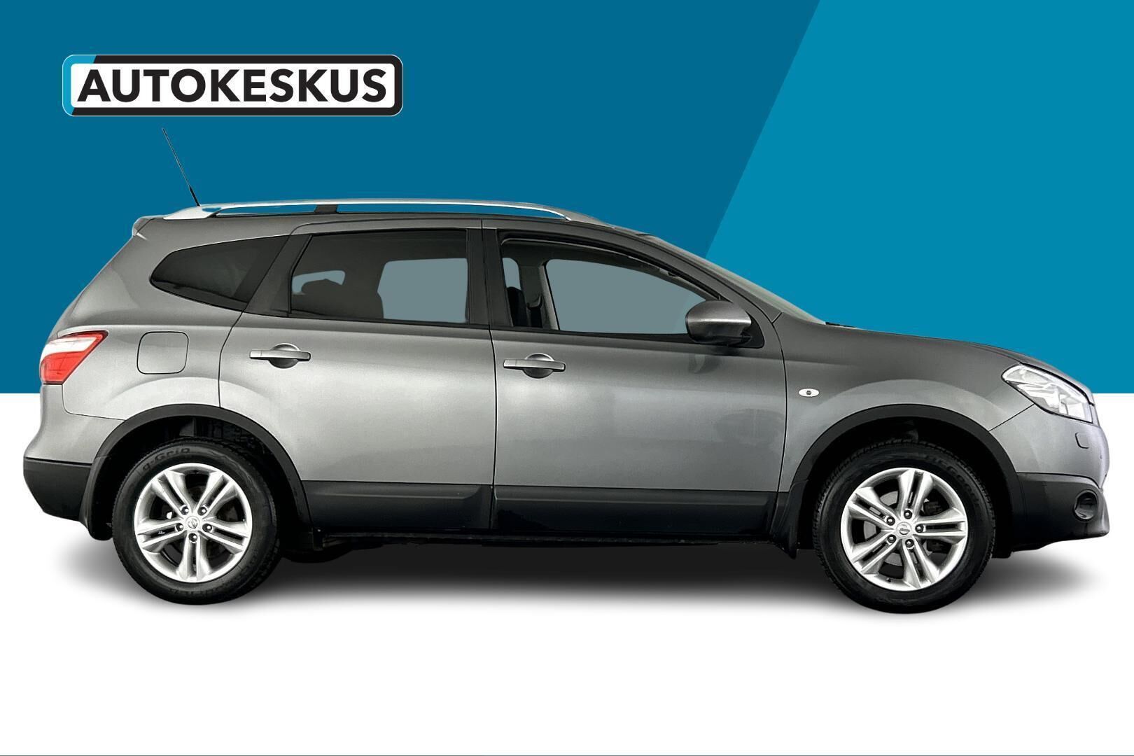 Nissan Qashqai+2 iso kuva 4