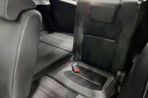 Nissan Qashqai+2 esikatselu 21