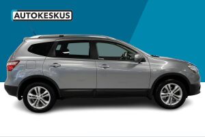 Nissan Qashqai+2 esikatselu 4