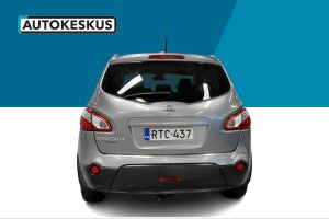 Nissan Qashqai+2 esikatselu 5