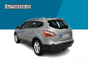 Nissan Qashqai+2 esikatselu 6