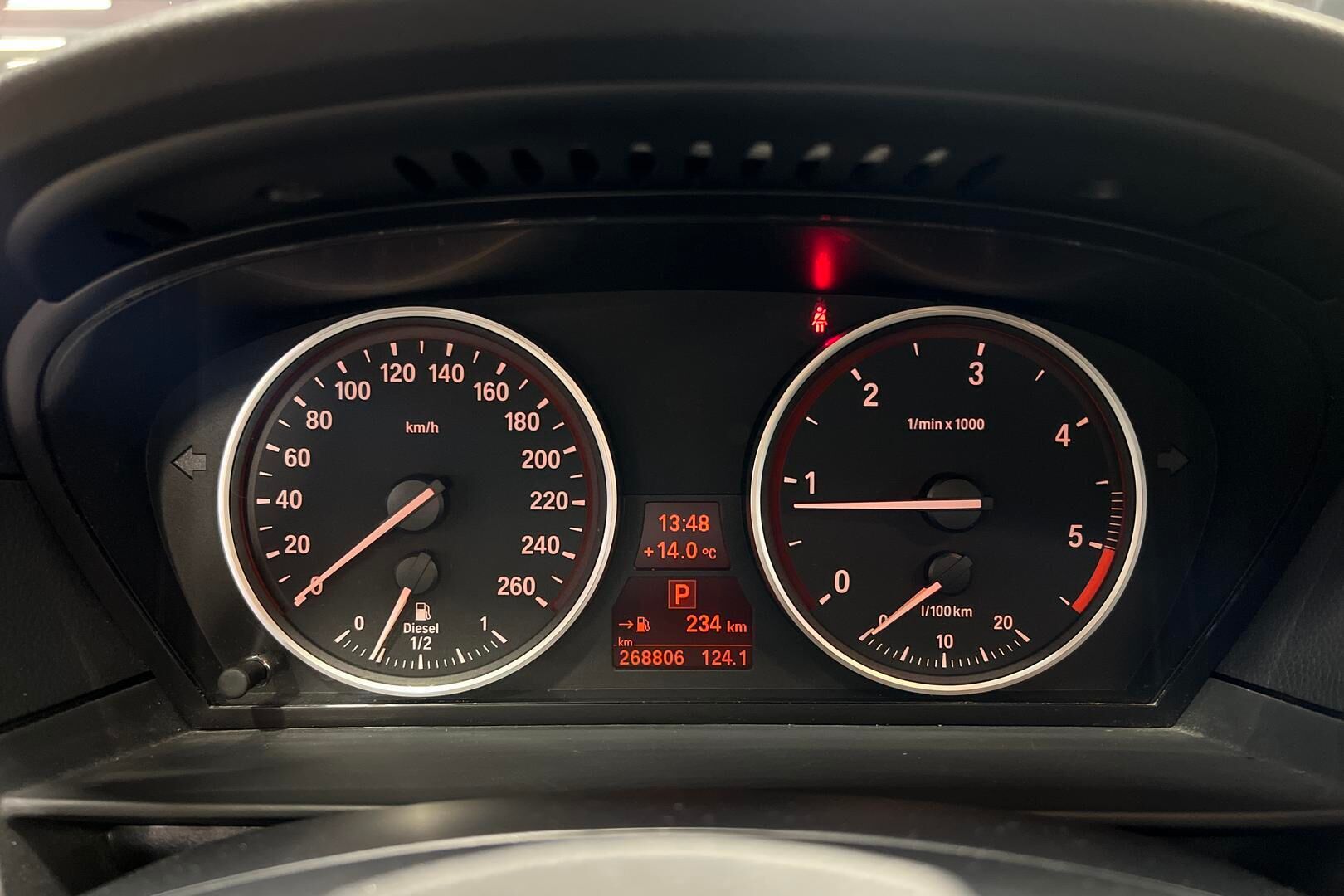 BMW 5-sarja iso kuva 13