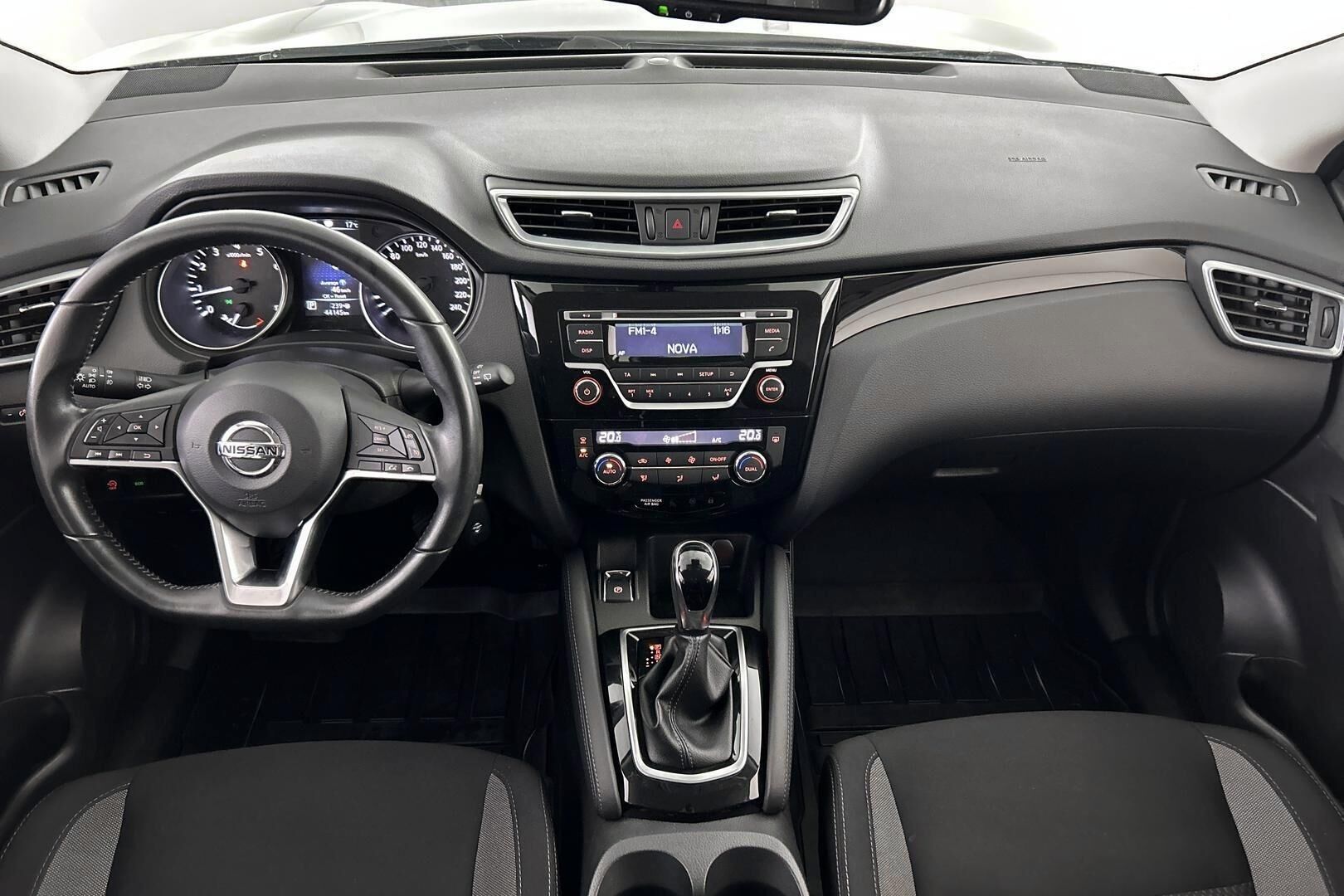 Nissan Qashqai iso kuva 21