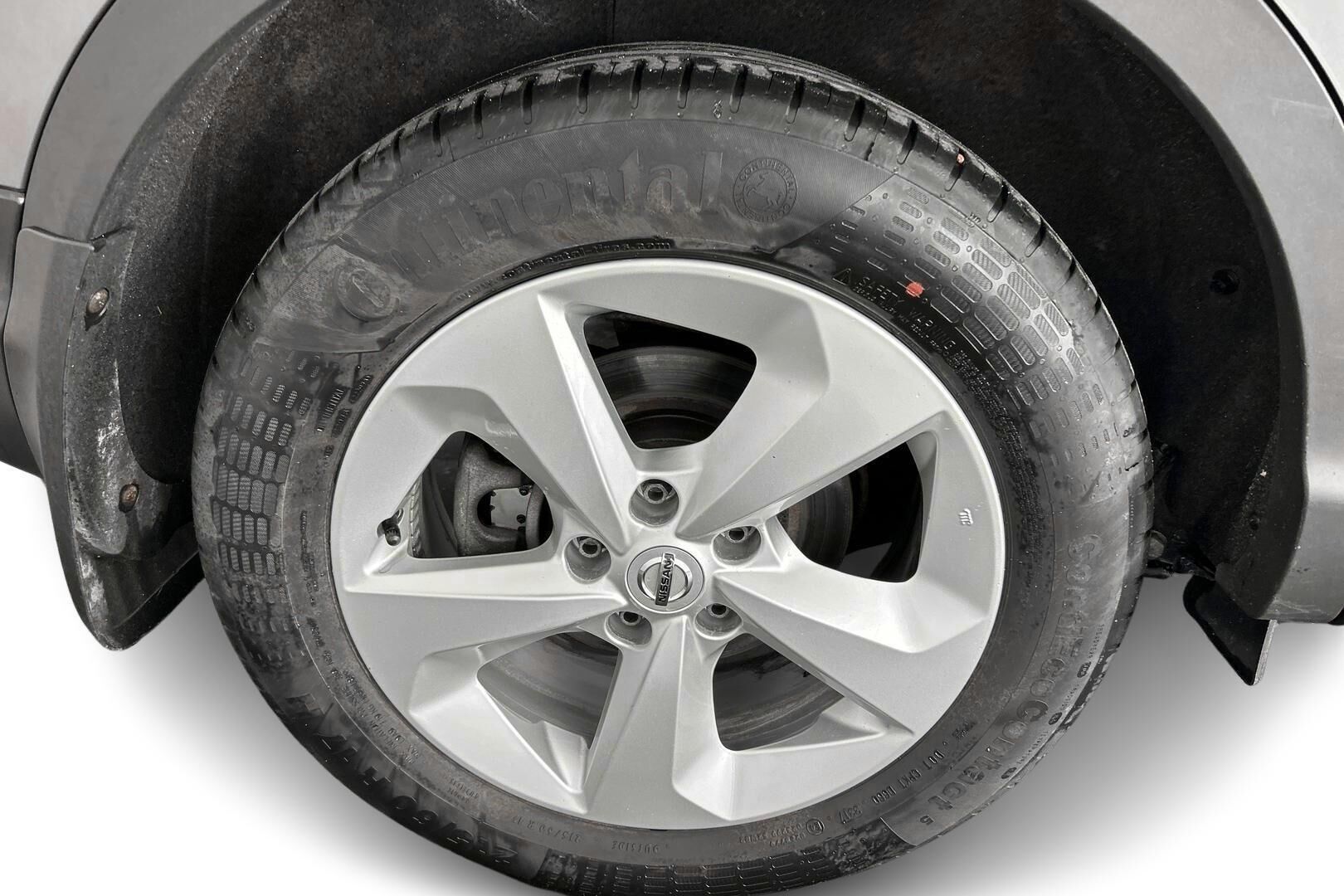Nissan Qashqai iso kuva 11