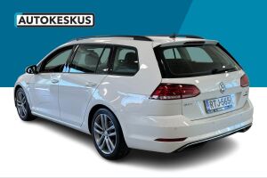 Volkswagen Golf esikatselu 6