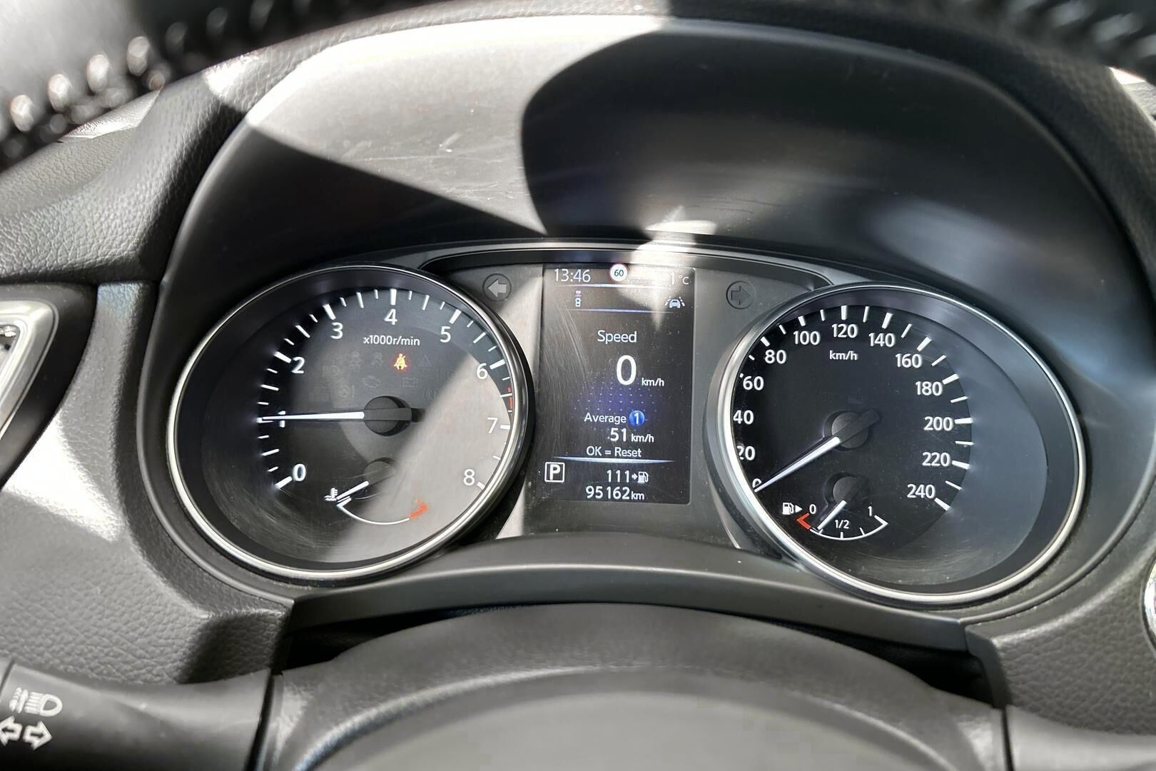 Nissan Qashqai iso kuva 14