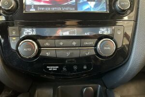 Nissan Qashqai esikatselu 25
