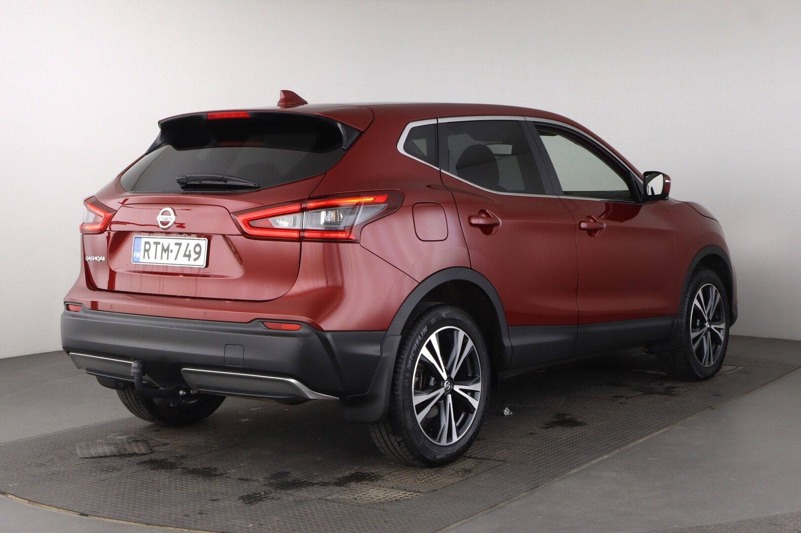 Nissan Qashqai iso kuva 11