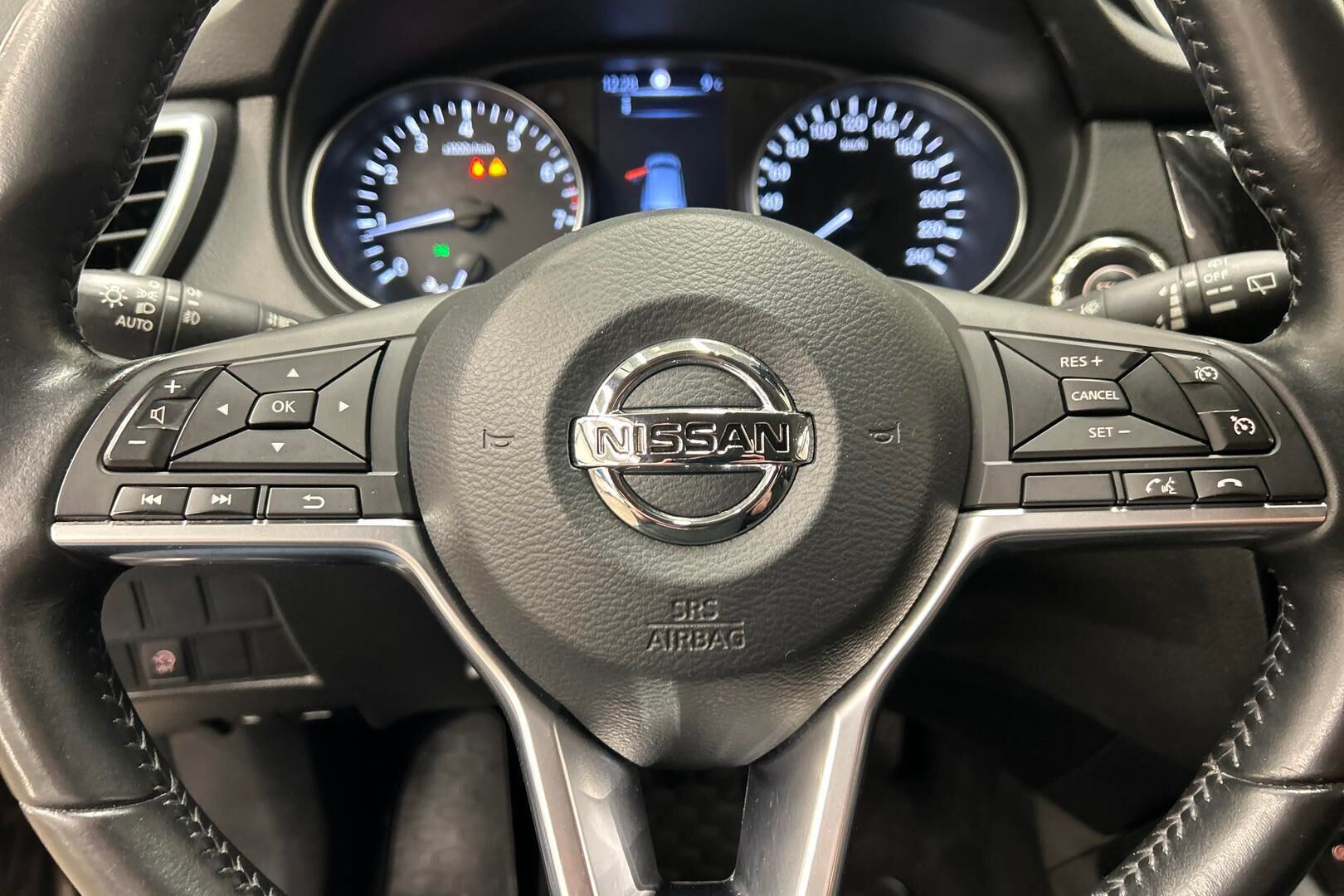 Nissan Qashqai iso kuva 18