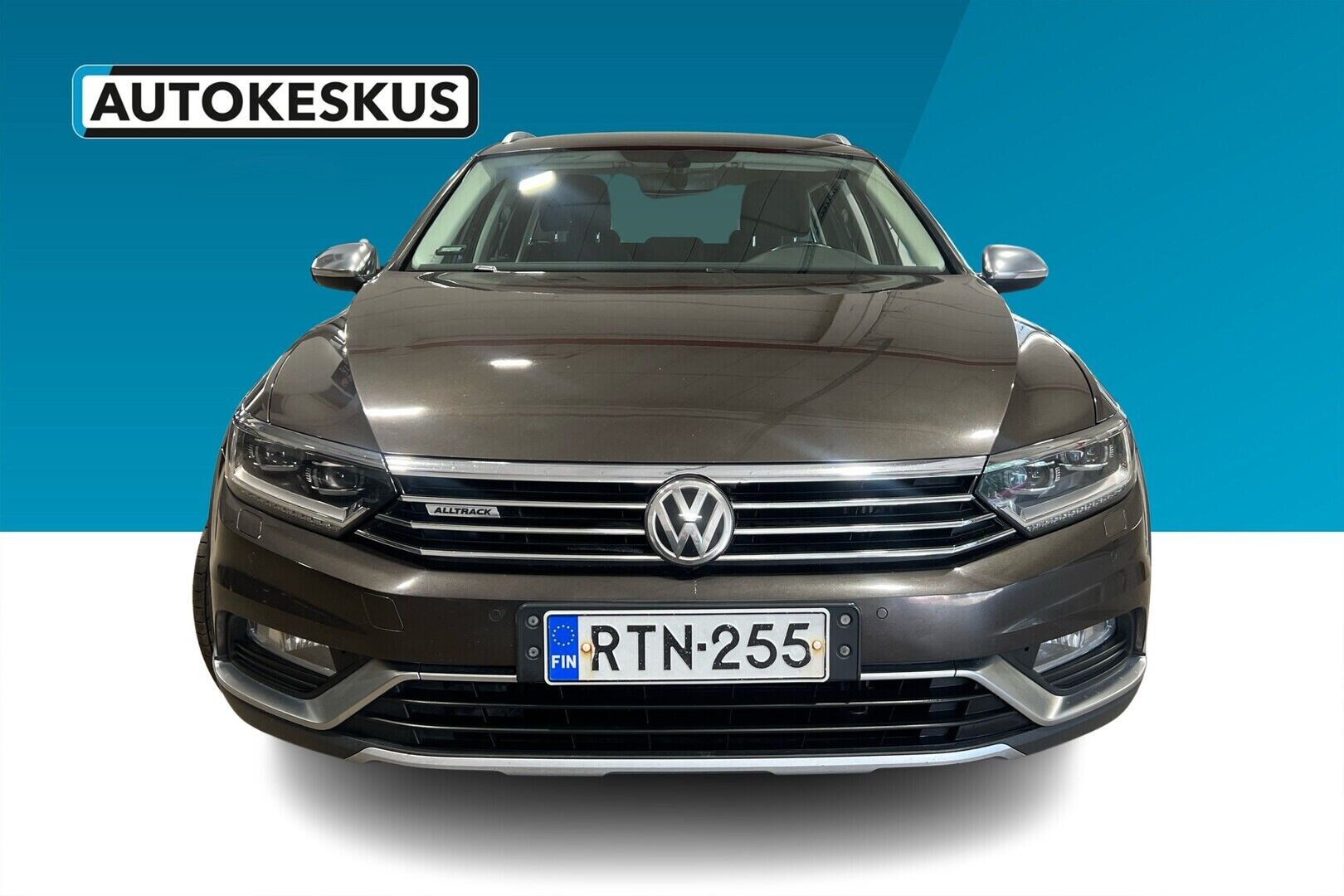 Volkswagen Passat iso kuva 3