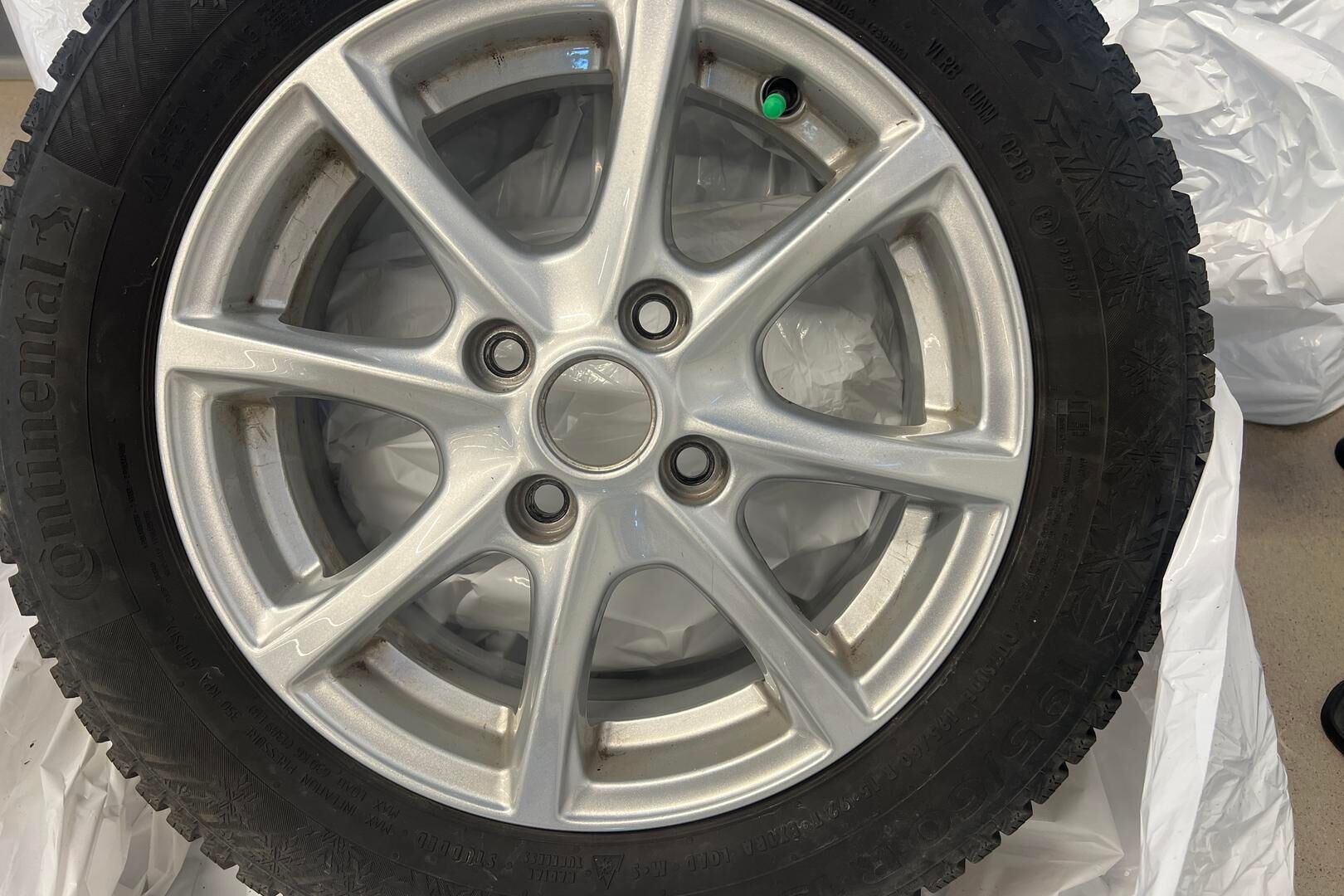 Ford Fiesta iso kuva 30