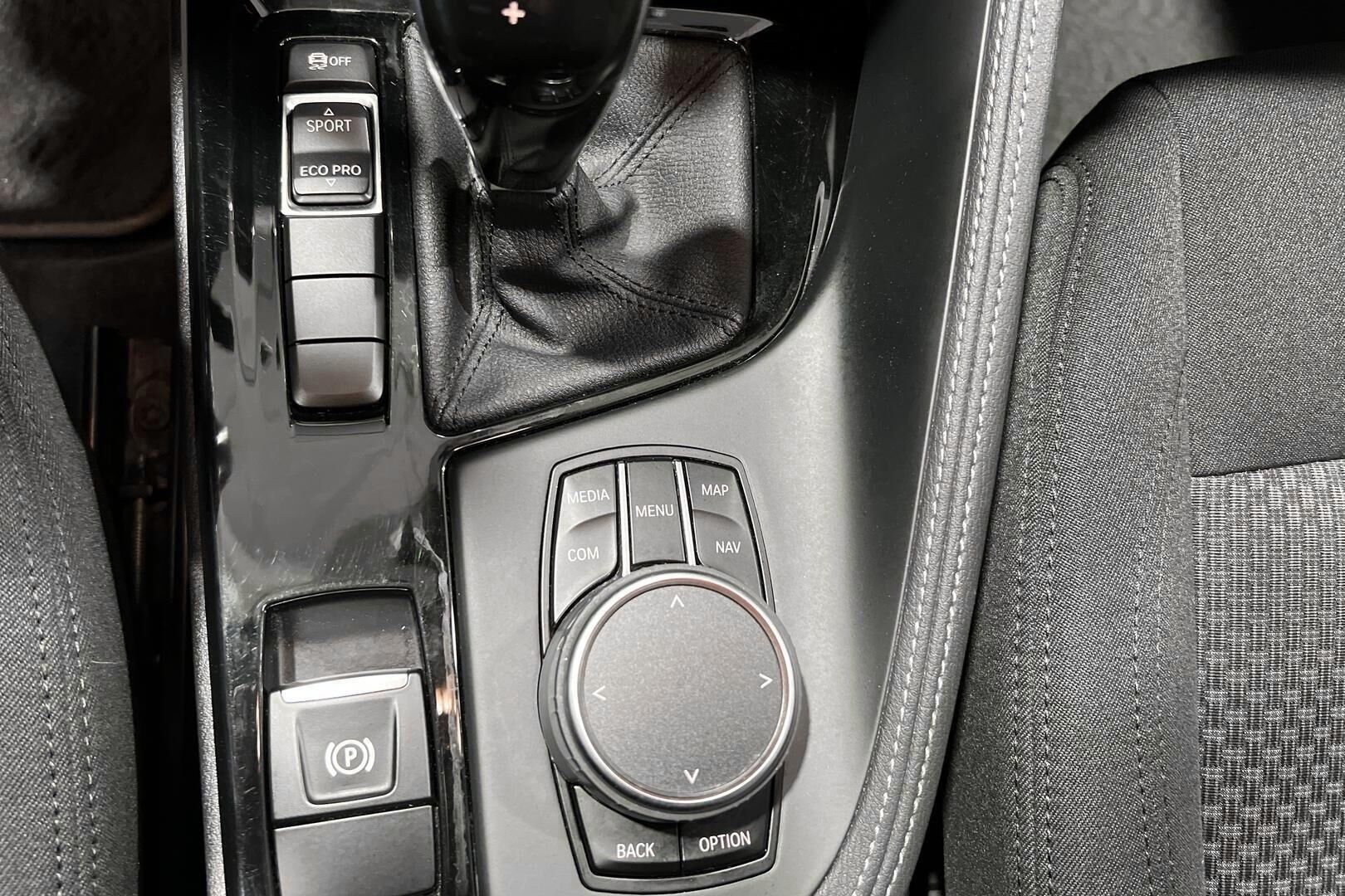 BMW X2 iso kuva 20