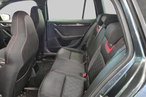 Skoda Octavia esikatselu 10