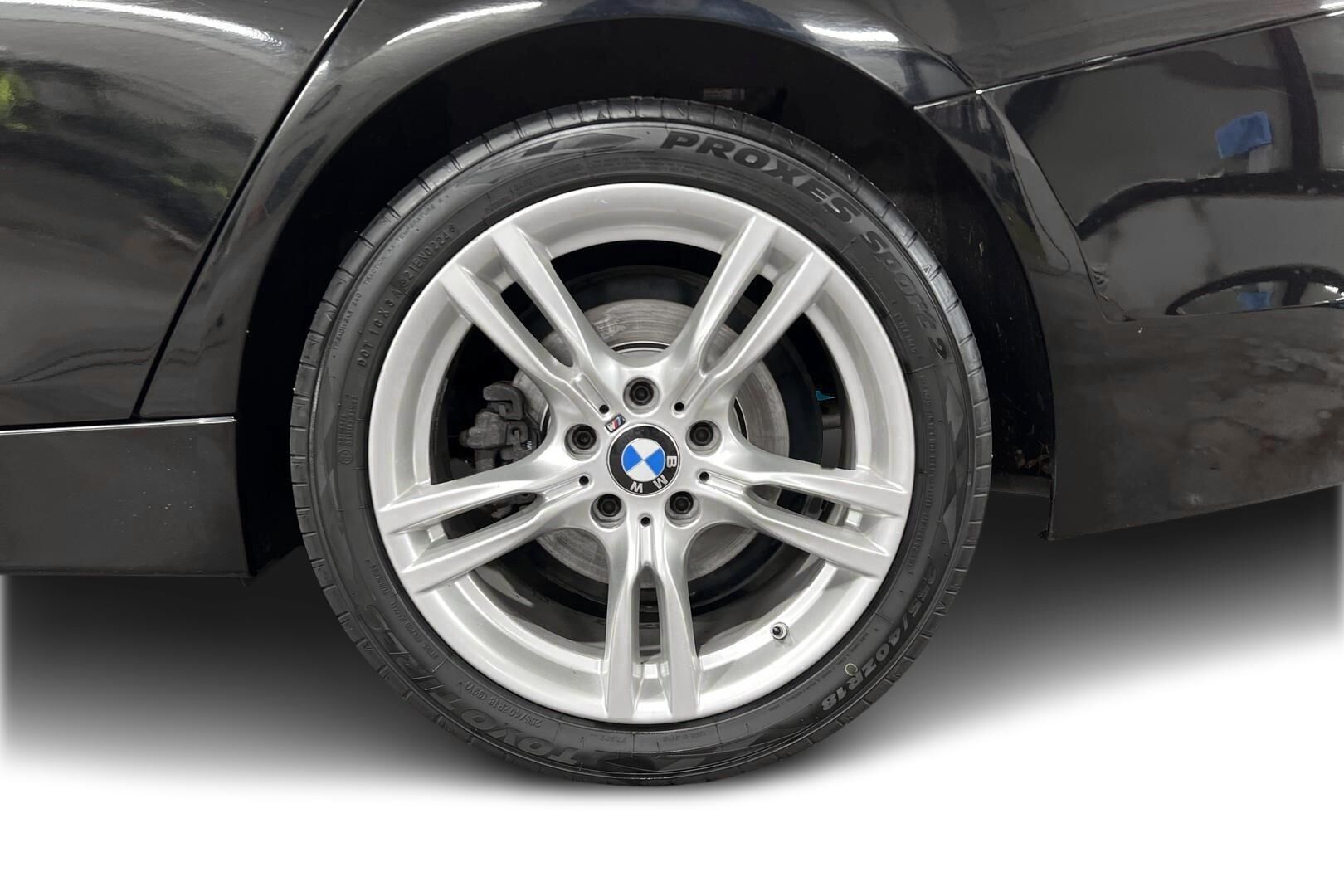 BMW 3-sarja iso kuva 10