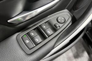 BMW 3-sarja esikatselu 11