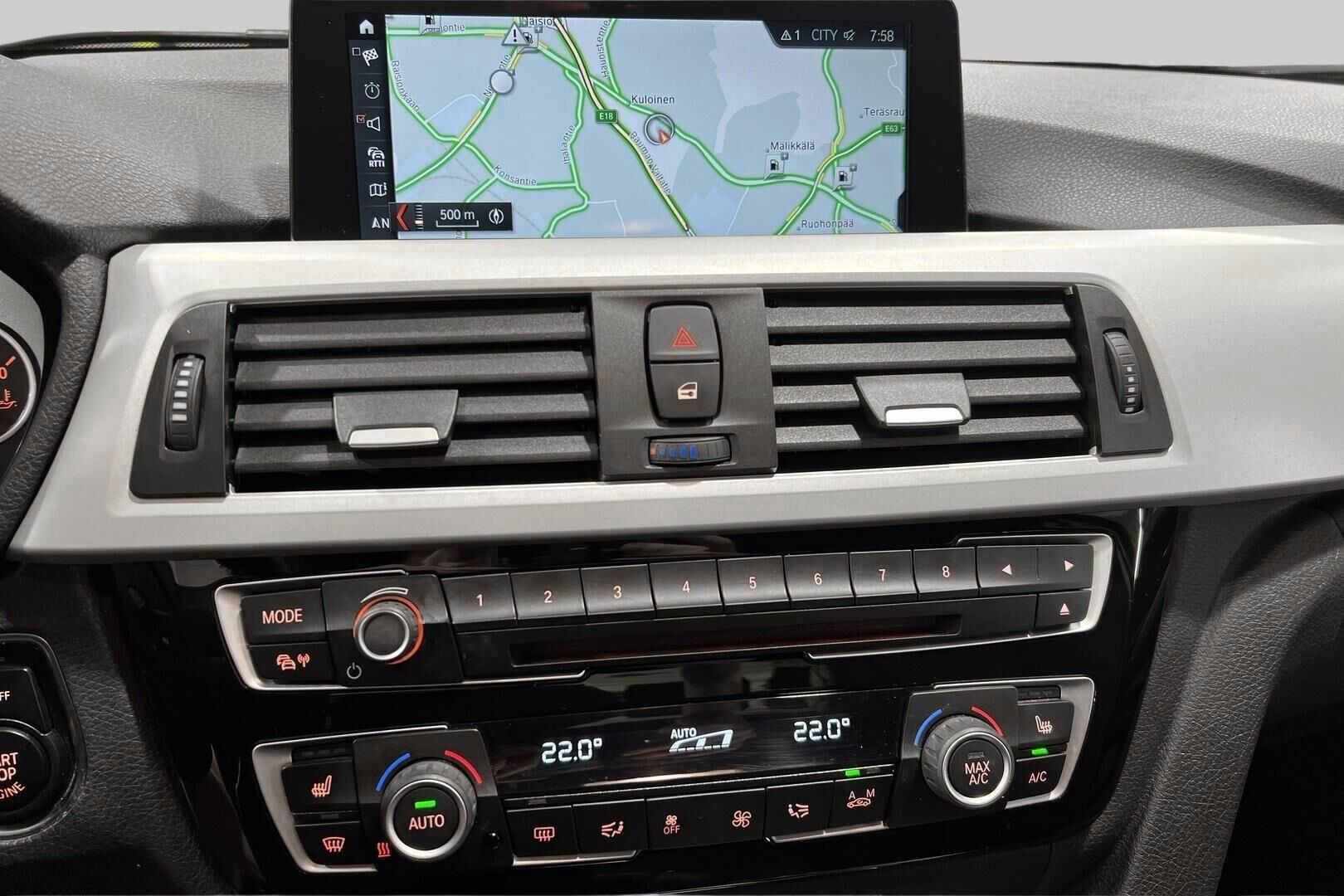 BMW 3-sarja iso kuva 15