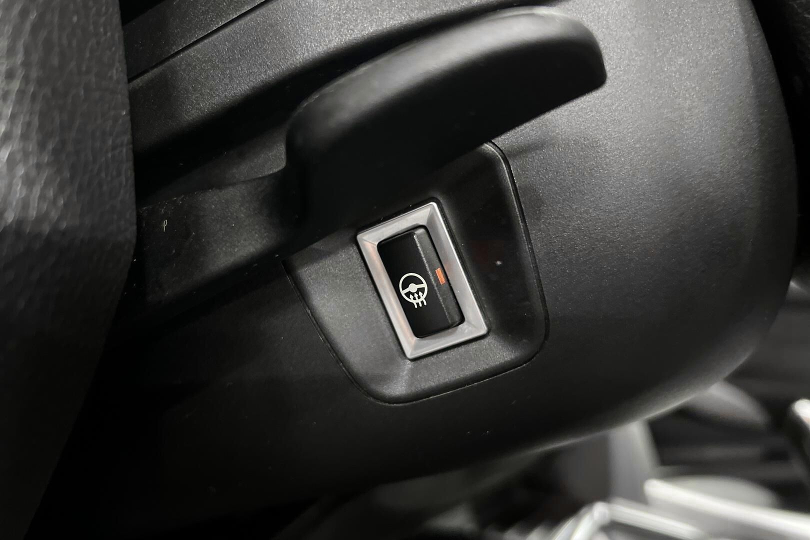 BMW 3-sarja iso kuva 17