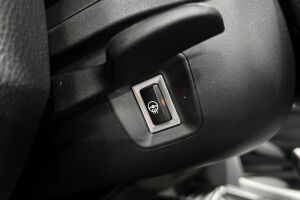 BMW 3-sarja esikatselu 17