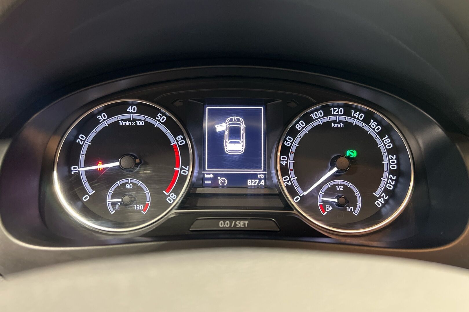 Skoda Rapid iso kuva 11