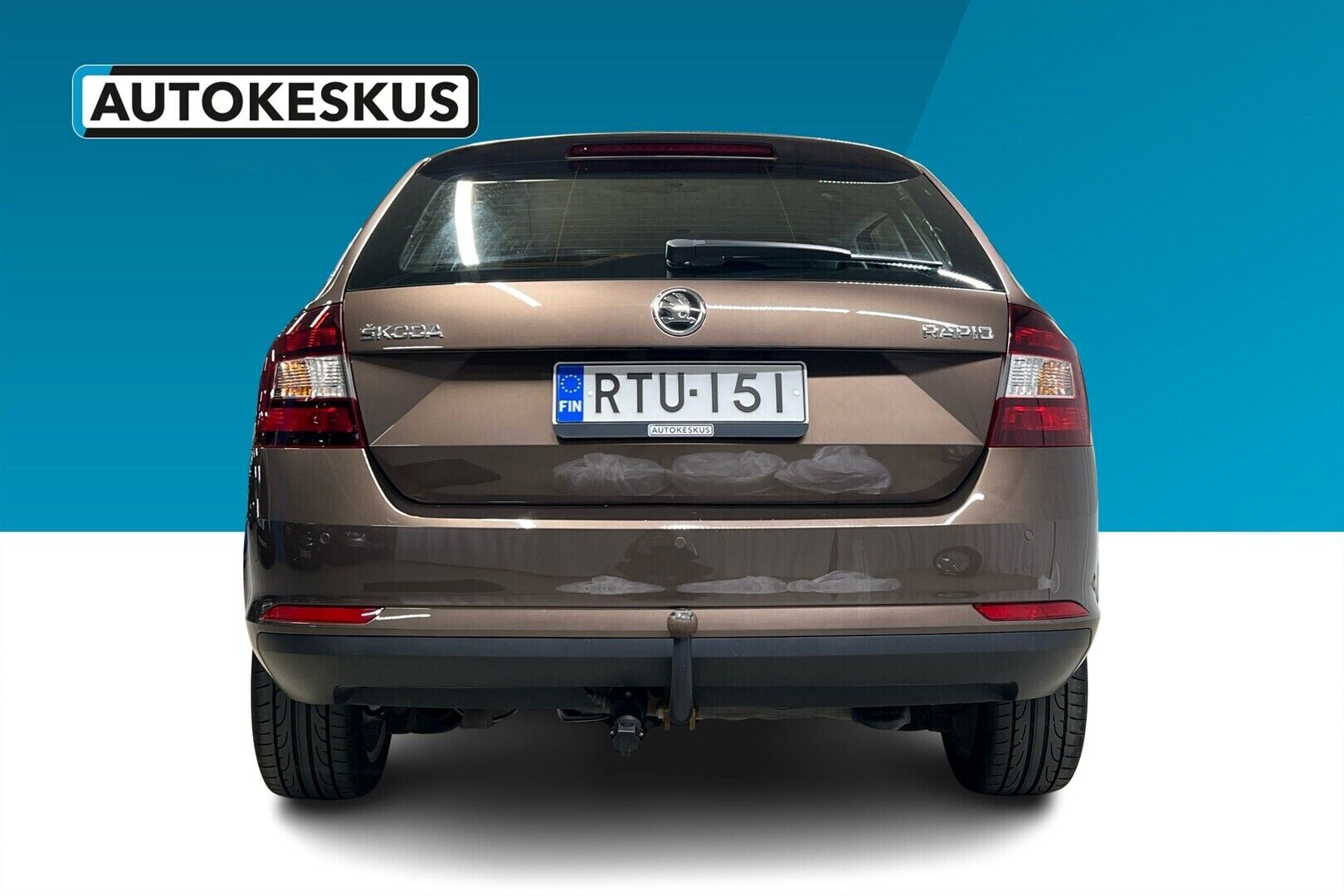 Skoda Rapid iso kuva 2
