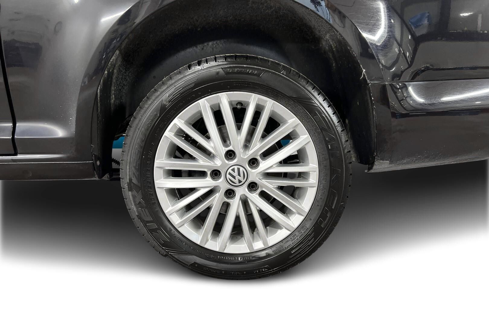 Volkswagen Caddy Maxi iso kuva 11