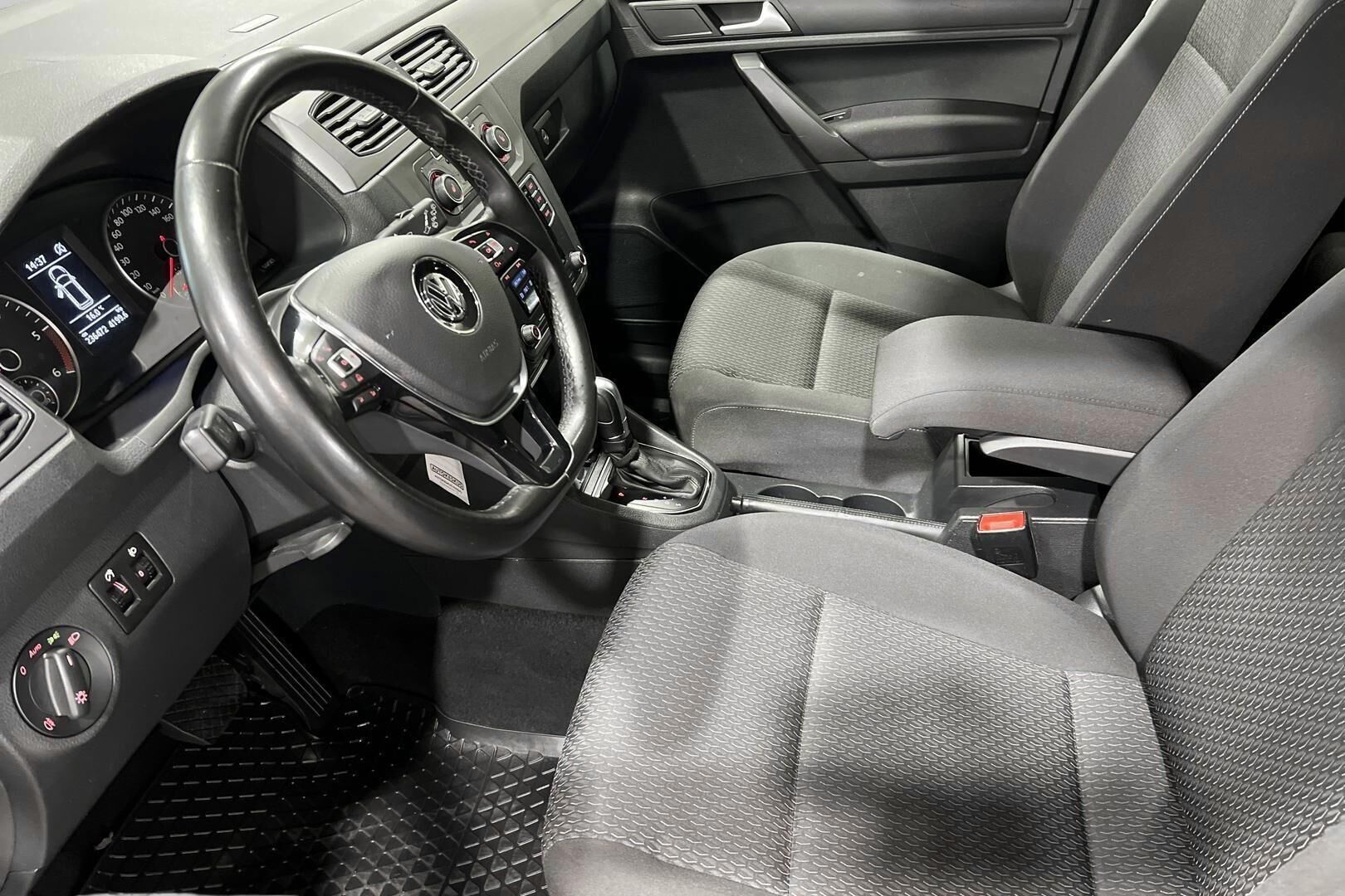 Volkswagen Caddy Maxi iso kuva 7
