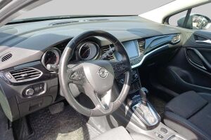 Opel Astra esikatselu 2
