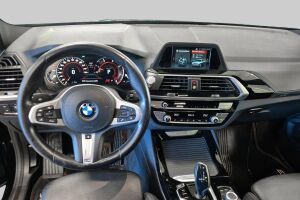 BMW X3 esikatselu 11