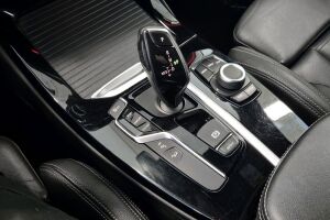 BMW X3 esikatselu 16