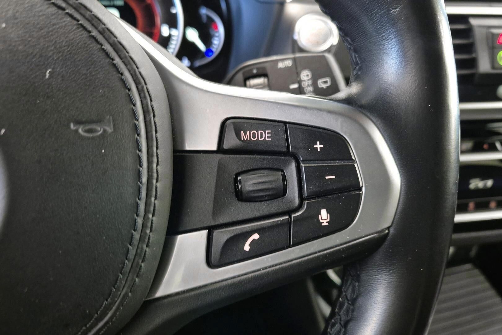 BMW X3 iso kuva 17