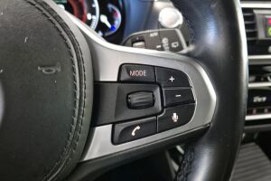 BMW X3 esikatselu 17