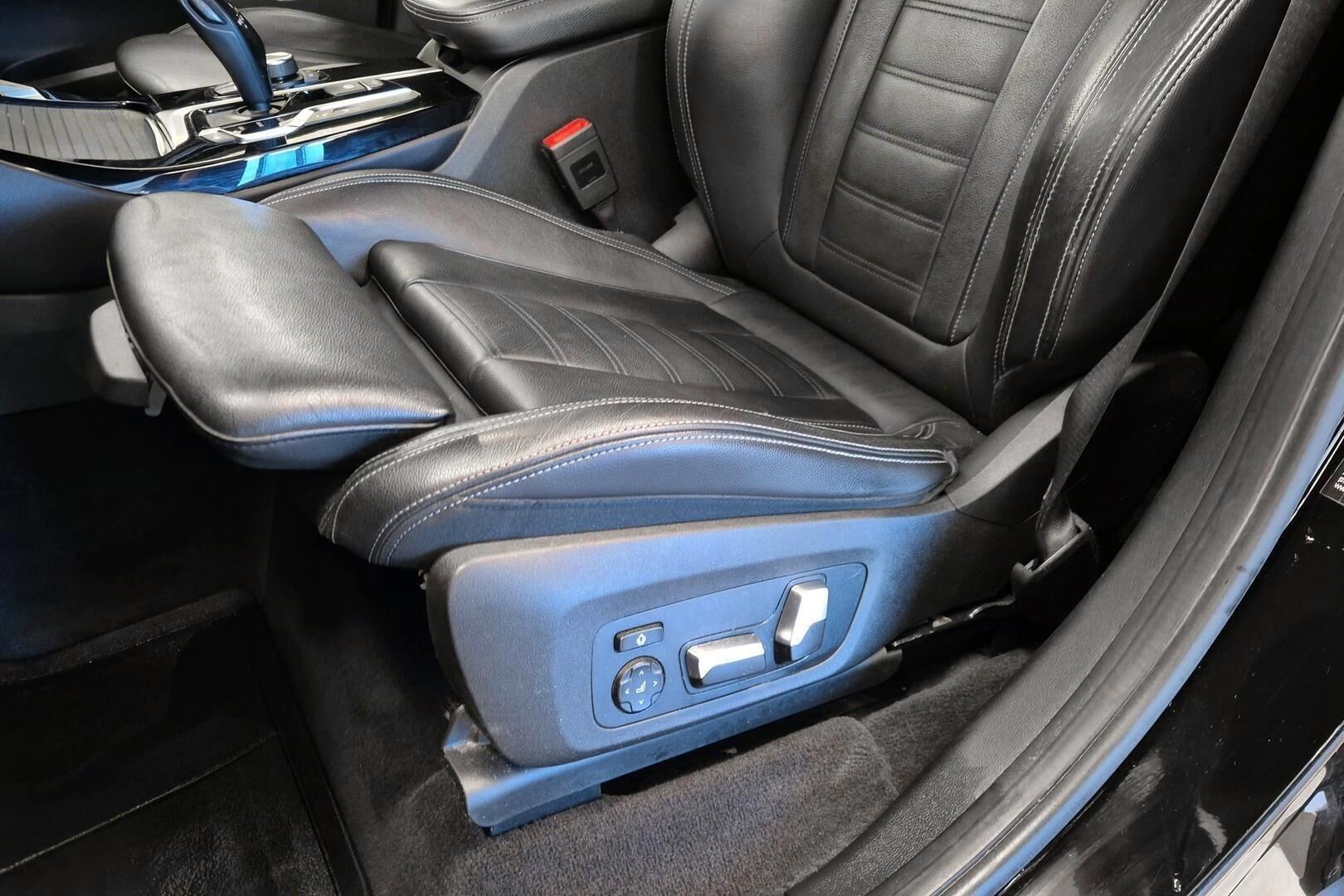 BMW X3 iso kuva 22
