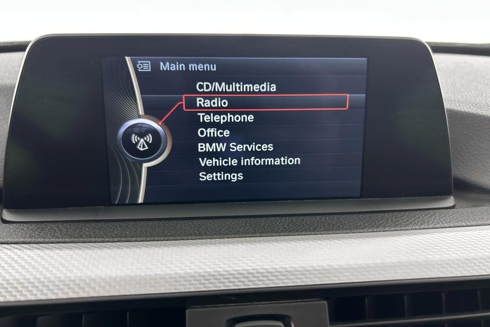 BMW 4-SARJA iso kuva 18