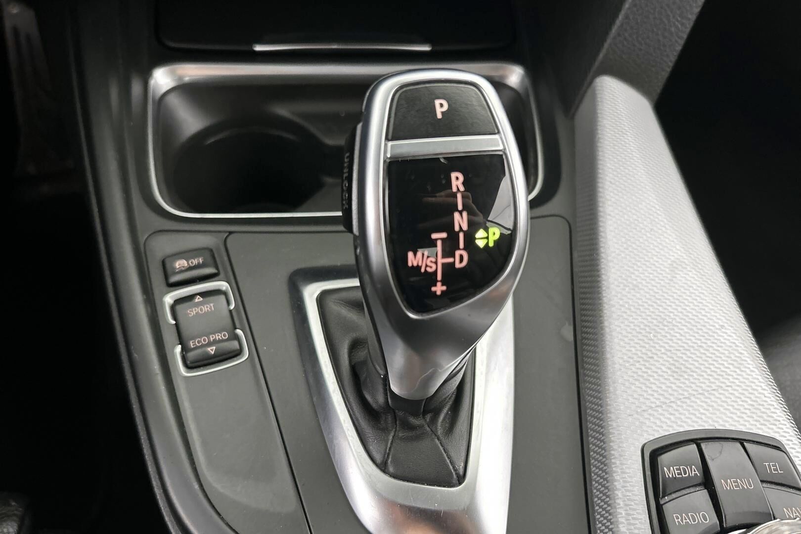 BMW 4-SARJA iso kuva 20