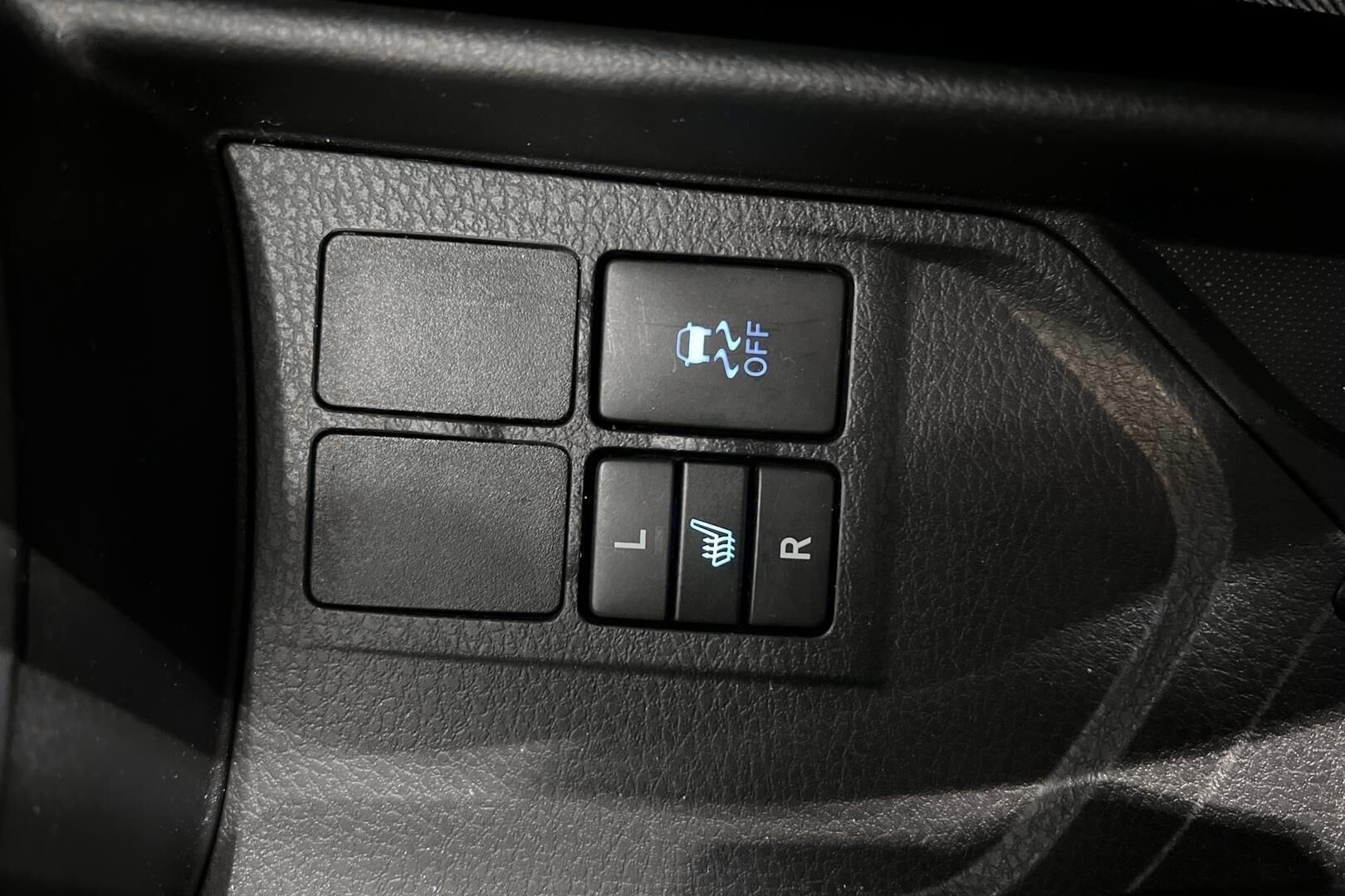 Toyota Yaris iso kuva 19